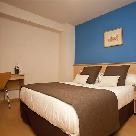 Metropol By Carris Ξενοδοχείο *