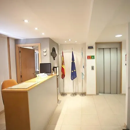 Metropol By Carris Hotel *