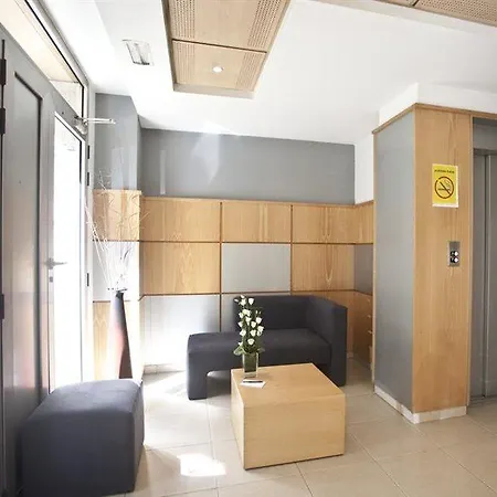 メトロポル バイ カリス ホテル