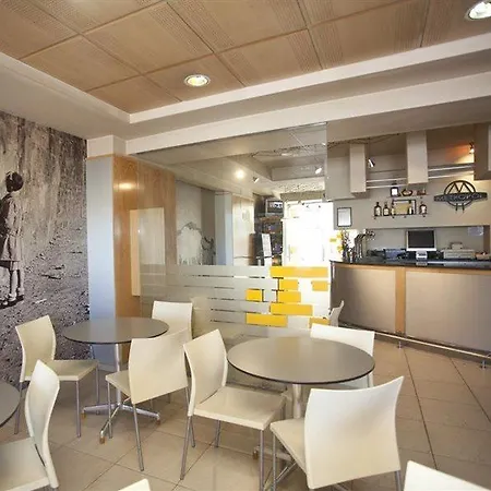 メトロポル バイ カリス ルーゴ