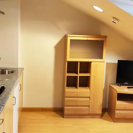 Metropol By Carris * Lugo