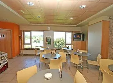 Metropol By Carris Hotel