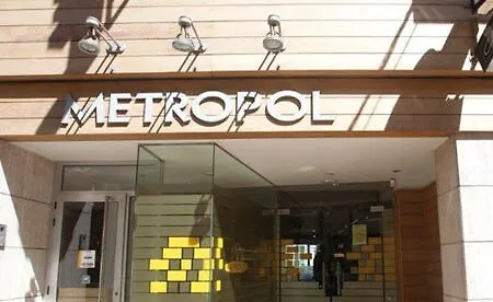 Metropol By Carris מלון לוגו