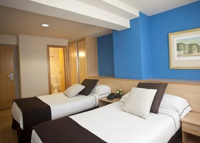 Metropol By Carris Hotel *