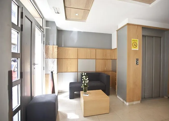 Metropol By Carris Hotel