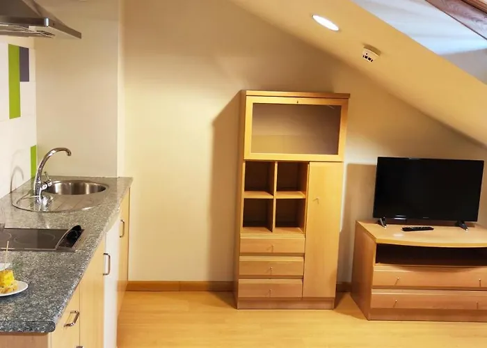 Metropol By Carris * Lugo