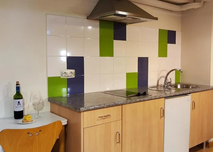 Metropol By Carris Hotel *