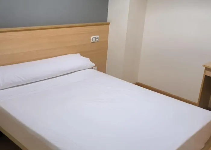 Hotel Metropol By Carris Lugo