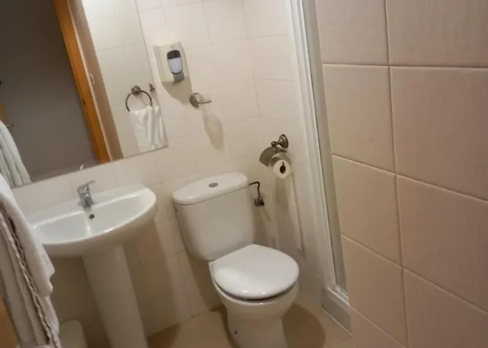 Metropol By Carris Lugo