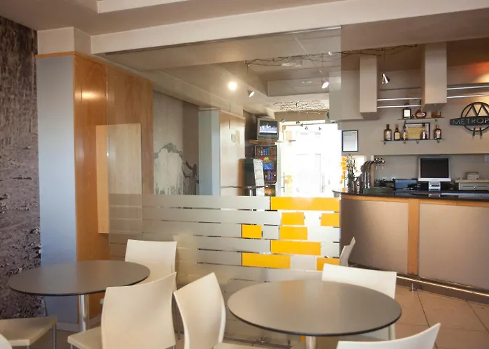 Metropol By Carris * Lugo