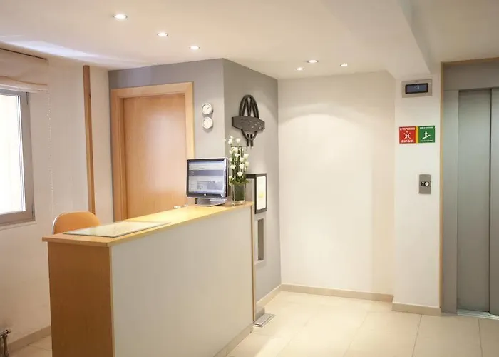 Metropol By Carris * Lugo